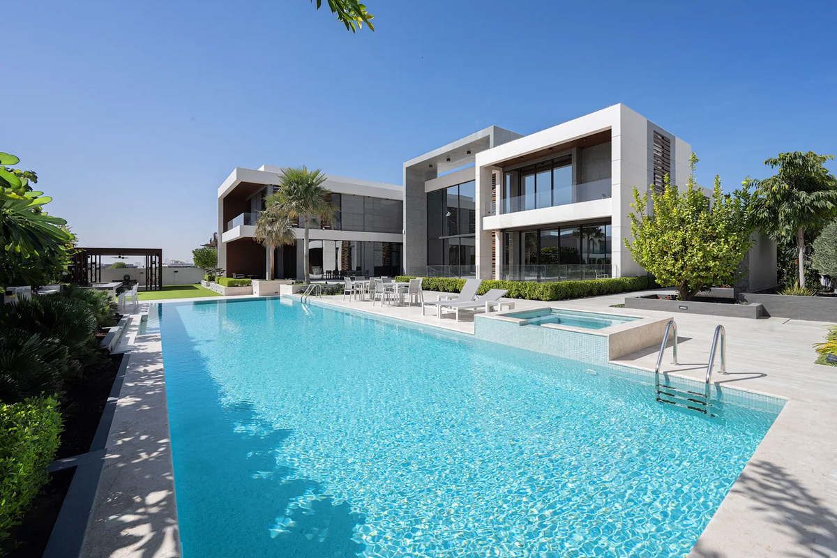 Your Comprehensive Guide to Choosing the Right Concrete Pool for Your Villa in Dubai