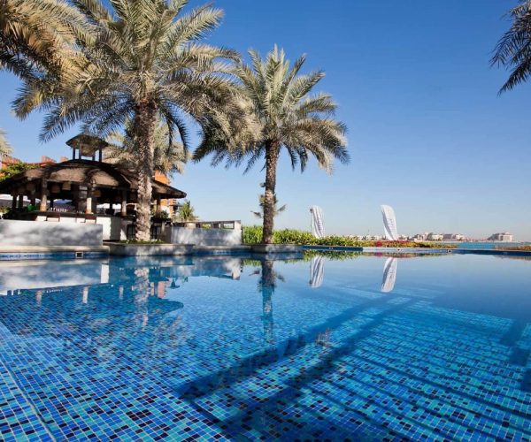 Enhance Your Dubai Swimming Pool With Glass Filter Media - A Smart Upgrade from Green Dream